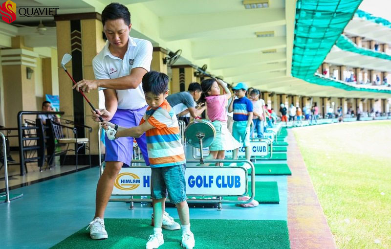 Sân tập golf Him Lam phục vụ cho cả trẻ em