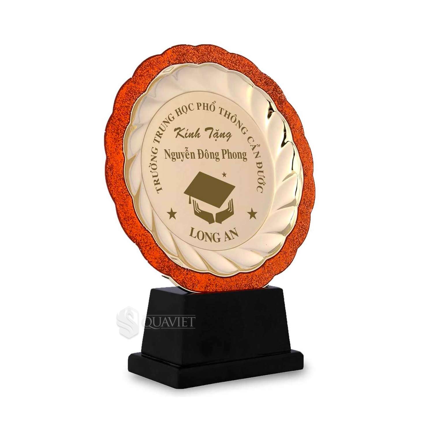 Bảng vinh danh chứng nhận đạt chuẩn của Trung Tâm Sản Xuất Cửa Nhôm